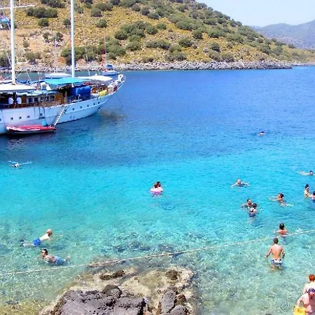 Sunset A8 1 Beds Seafront Apts * Fethiye